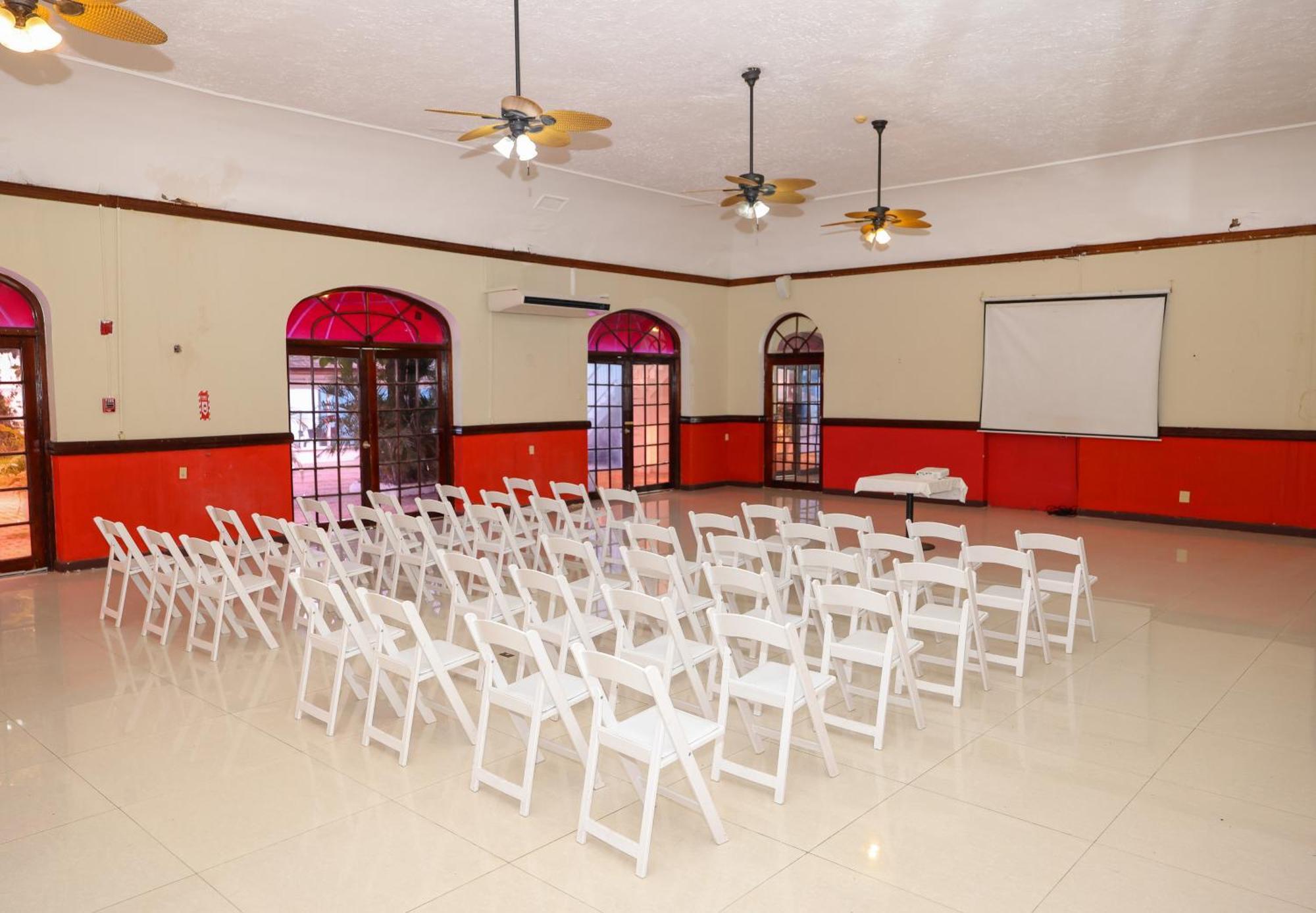 Grand Decameron Montego Beach, A Trademark All-Inclusive Resort Teluk Montego Bagian luar foto